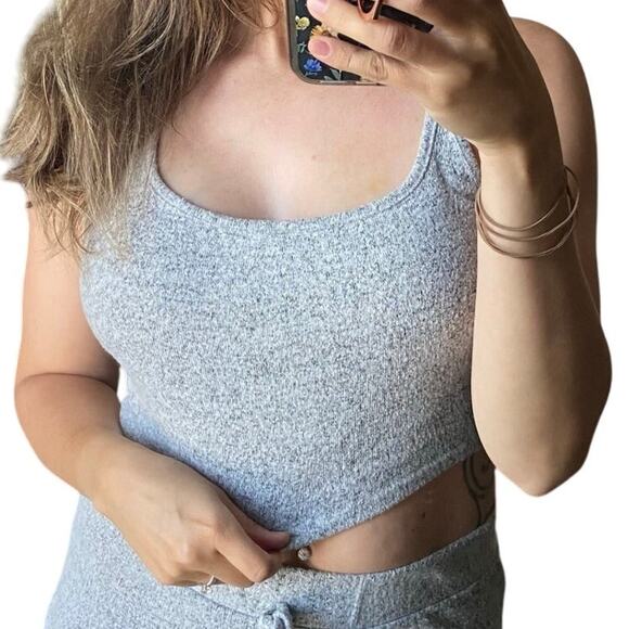 Windsor L Grey Marled Soft Cozy Knit Spaghetti Strap Racerback Crop Cami Top - Picture 1 of 6